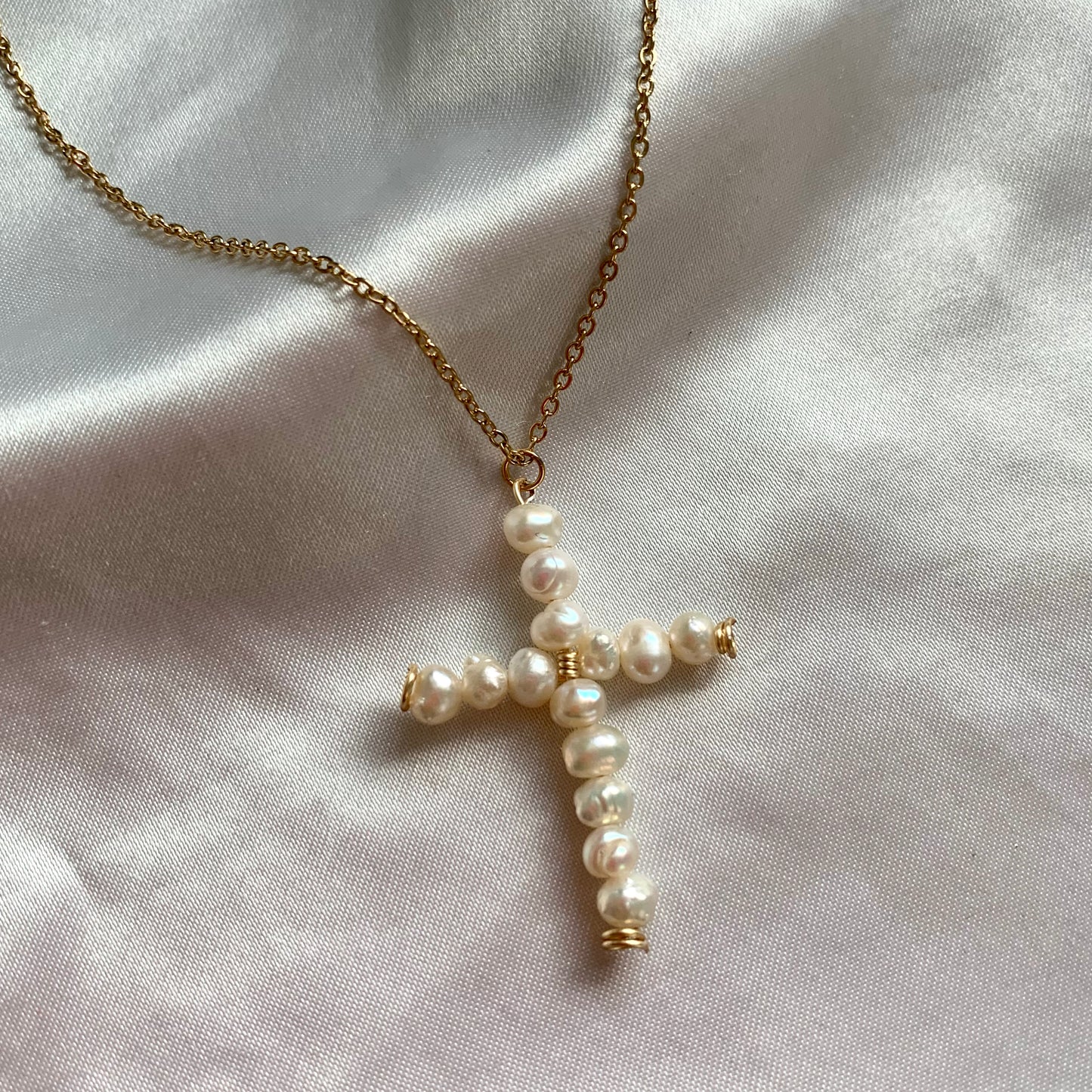 Pearl cross necklace